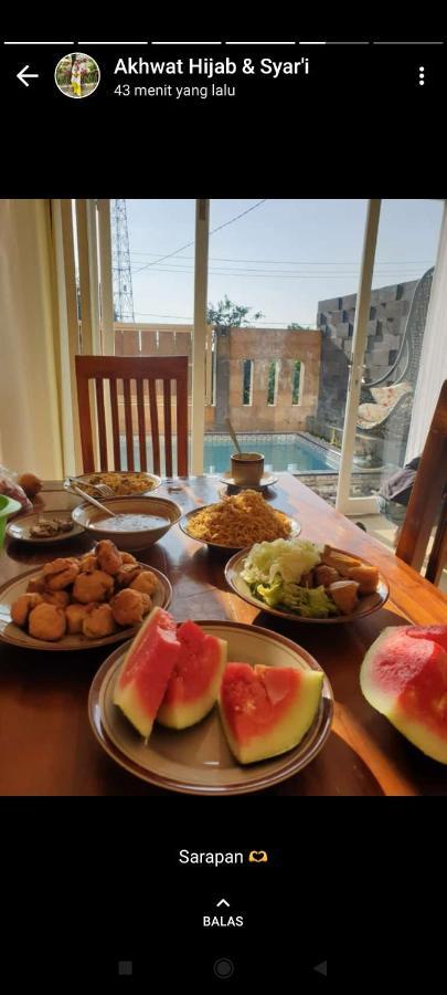 فيلا Puncak Pinus And Pool باتو المظهر الخارجي الصورة